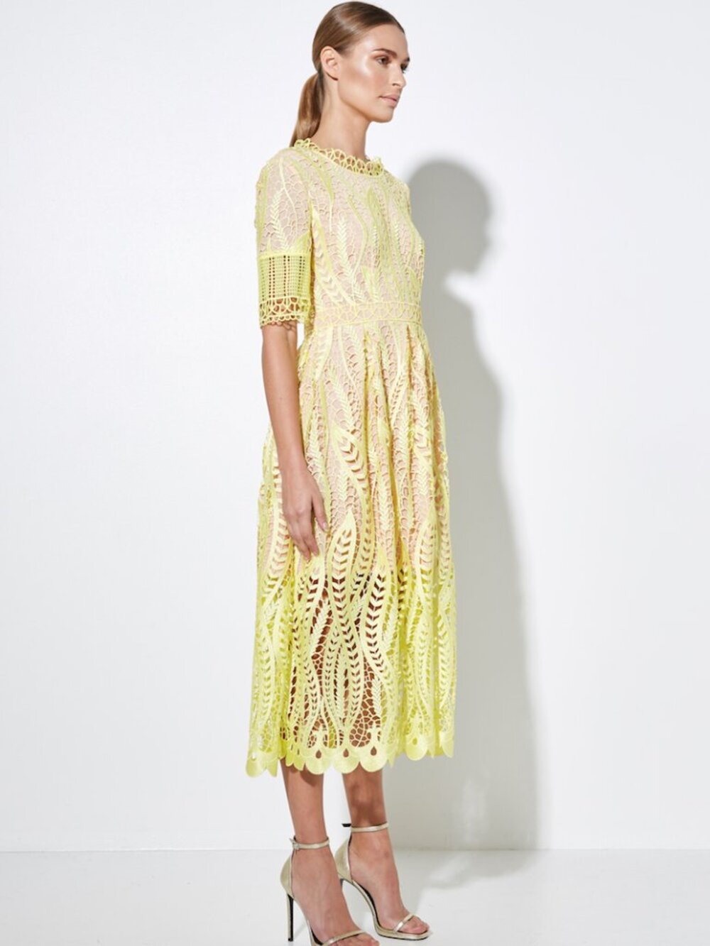 MOSSMAN REVIVAL LACE CROCHET SHORT SLEEVE MIDI DRESS YELLOW SIZE US 4 AUS 8 - Picture 6 of 16